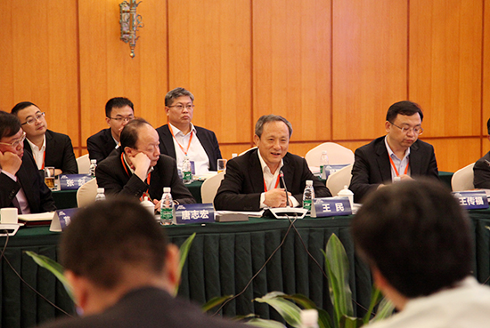 Diálogo da cimeira! Presidente Wang Min foi convidado para o Fórum da Cimeira Manufatura da China (Shenzhen) 2017