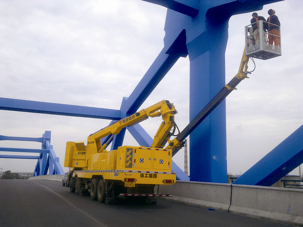 Veículo de Detecção de Ponte XCMG Enfrenta Facilmente as Pontes Complexas