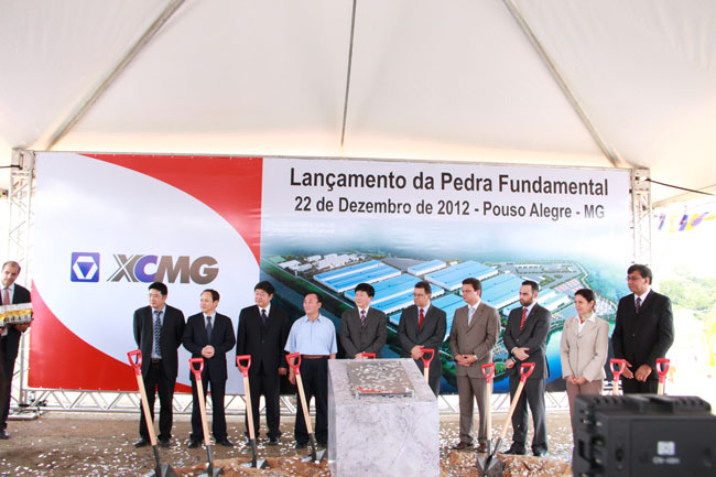 Grande Lançamento da Pedra Fundamental da Base de Produção de XCMG no Brasil